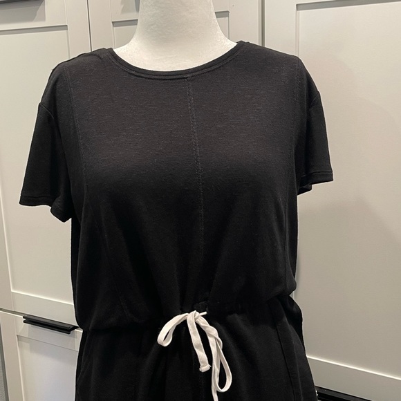 Caslon - Black Cinched Waist T-Shirt Dress / Medium - Picture 10 of 14